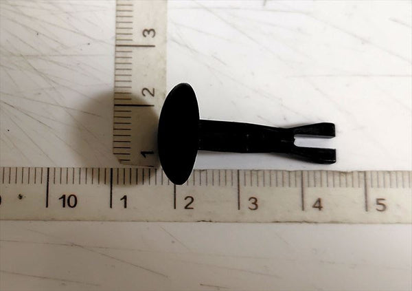 カローラフィールダー用 ピンホールドクリップのみ 47749-58010 DBA-ZRE142G トヨタ純正部品