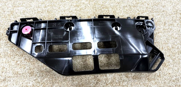 "Front" bumper support only for Noah 52115-28270 DBA-ZRR80 Toyota genuine parts