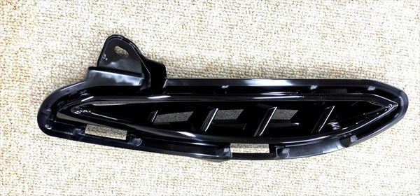 ハリアー用 『フロント』バンパーホールカバーのみ 52128-48170 6LA-AXUP85 トヨタ純正部品
