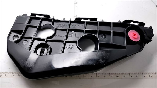 フロントバンパサイドリテーナＬＨのみ 52536-52160 ポルテスパーダ用 トヨタ純正部品 m65m