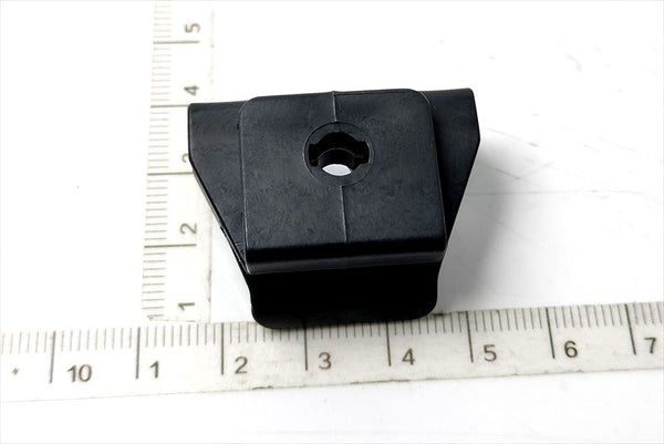 前擋泥板內襯固定器僅 53879-58010 豐田原廠零件適用於 Isis m69m