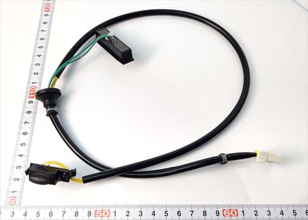 オープナー リヤゲートのスイッチのみ 63270FG011 スバル純正部品