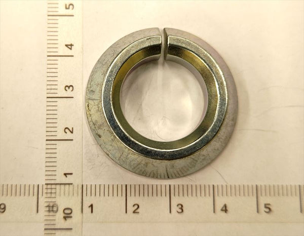 アクスルのセンタ ピースのみ 723039000 スバル純正部品