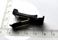 フューエルフィラオープニングリッドヒンジスプリングのみ 77360-30020 プログレ用 トヨタ純正部品 m118m