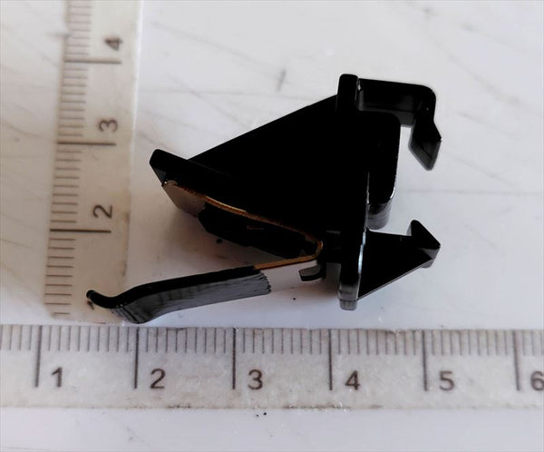 ハイラックス用 タンク カバー スプリングのみ 77360-35050 KF-LN167 トヨタ純正部品