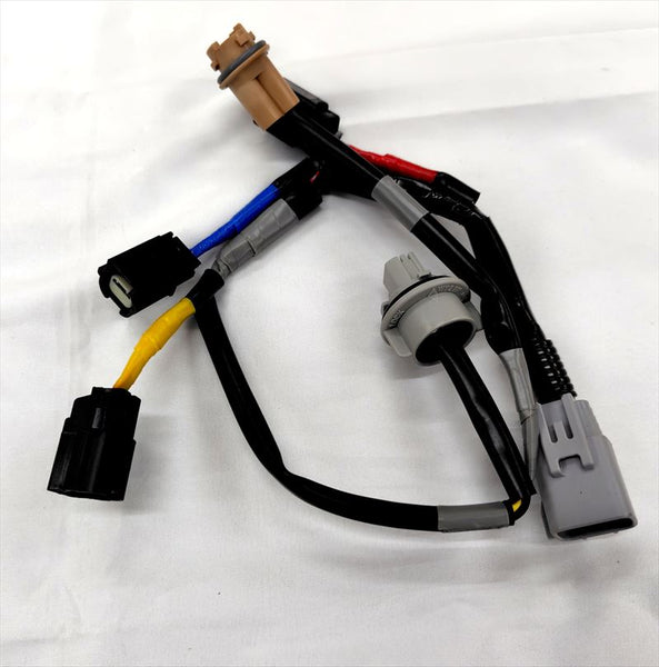 ヴォクシー用 テールランプソケット 『右側』のみ 81555-28700 DBA-ZRR80 トヨタ純正部品