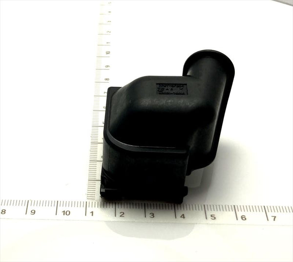自動車部品のみ 82821-76010 トヨタ純正部品