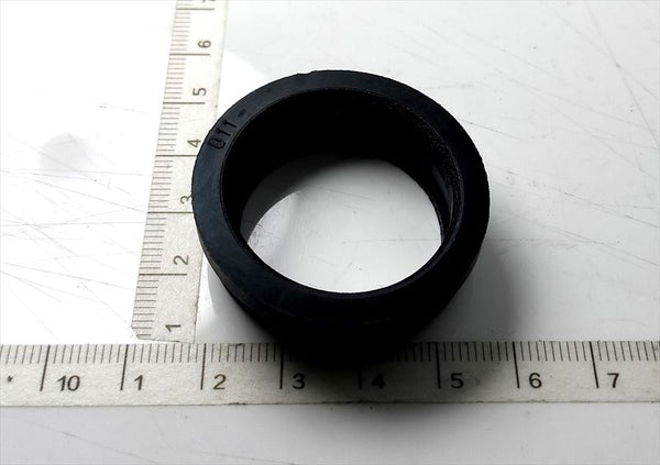 カローラフィールダー用 グロメットのみ 85336-60300 DBA-NZE141G トヨタ純正部品