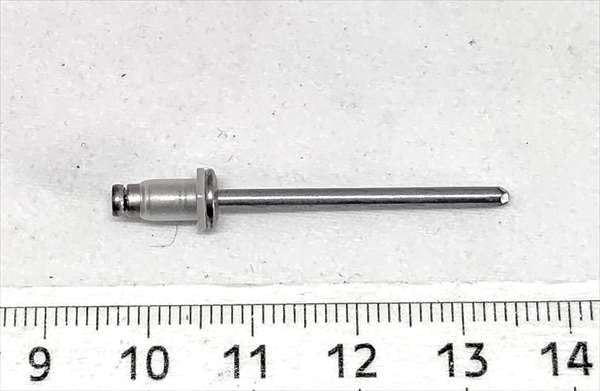 Ｃ－ＨＲ用 リベットのみ 90269-04051 DAA-ZYX10 トヨタ純正部品
