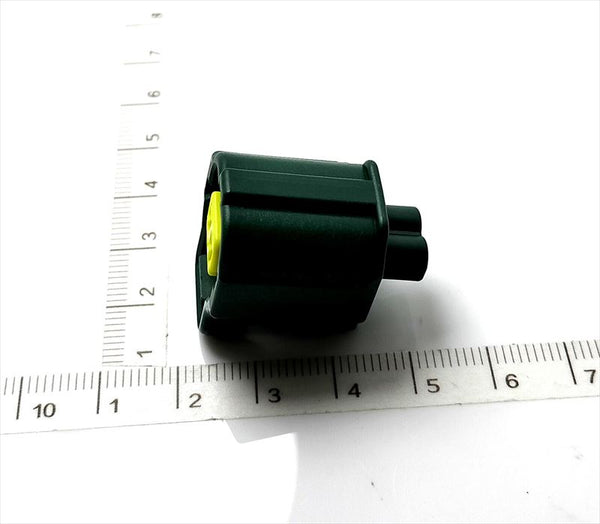 セリカ用 コネクターハウジングのみ 90980-11062→9098010737 TA-ZZT231 トヨタ純正部品