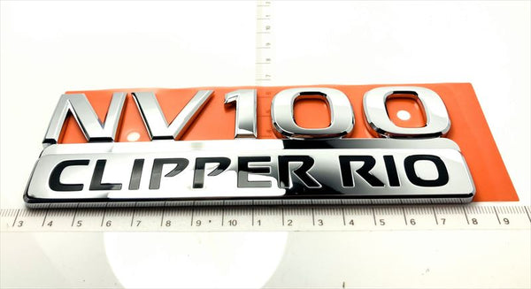 バツクドアのエンブレムのみ 99039-4A00F NT100クリッパー/リオ用 日産純正部品