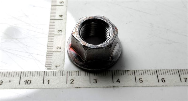 "Figure 32598" Front wheel hub nut only MU000567 Mitsubishi genuine parts for Outlander m40m
