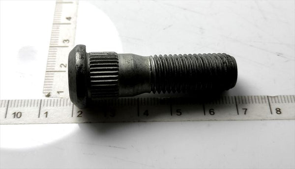 リヤアクスルハブボルトＬＨのみ 9094202079 IST用 トヨタ純正部品 m44m
