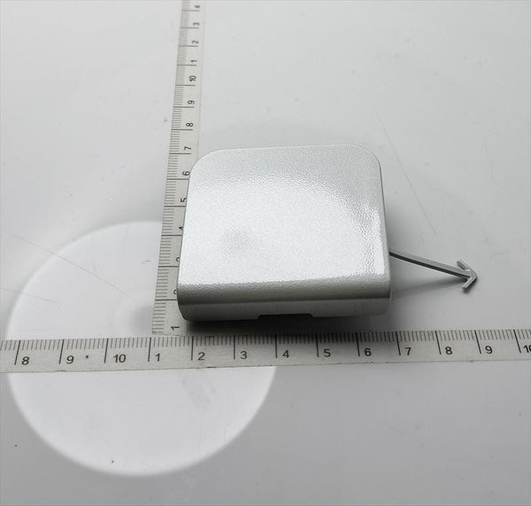 フロントバンパホールカバーＬＨのみ 52127-26200-A1 ハイエース用 トヨタ純正部品 m65m