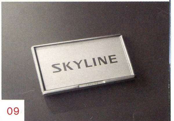 「Skyline」正品 HV37 HNV37 ZV37 車牌飾條 1 件起銷售 *小心後密封件 零件 日產正品零件 車架 車架 車架 車架 SKYLINE 選項 配件 耗材