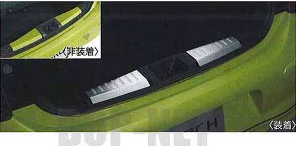 『マーチ』 純正 K13 NK13 ラゲッジキッキングプレート D8WV0 パーツ 日産純正部品 スカッフプレート ステップ 保護 MARCH オプション アクセサリー 用品