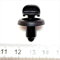 キャリィ／エブリィ用 バッテリカバーのクリップのみ 72512-82M01 FIG336B スズキ純正部品